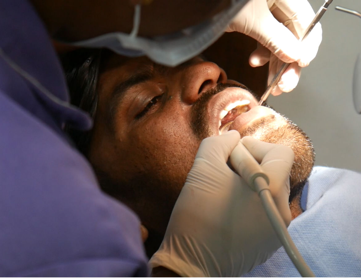 Dental implant specialist india
